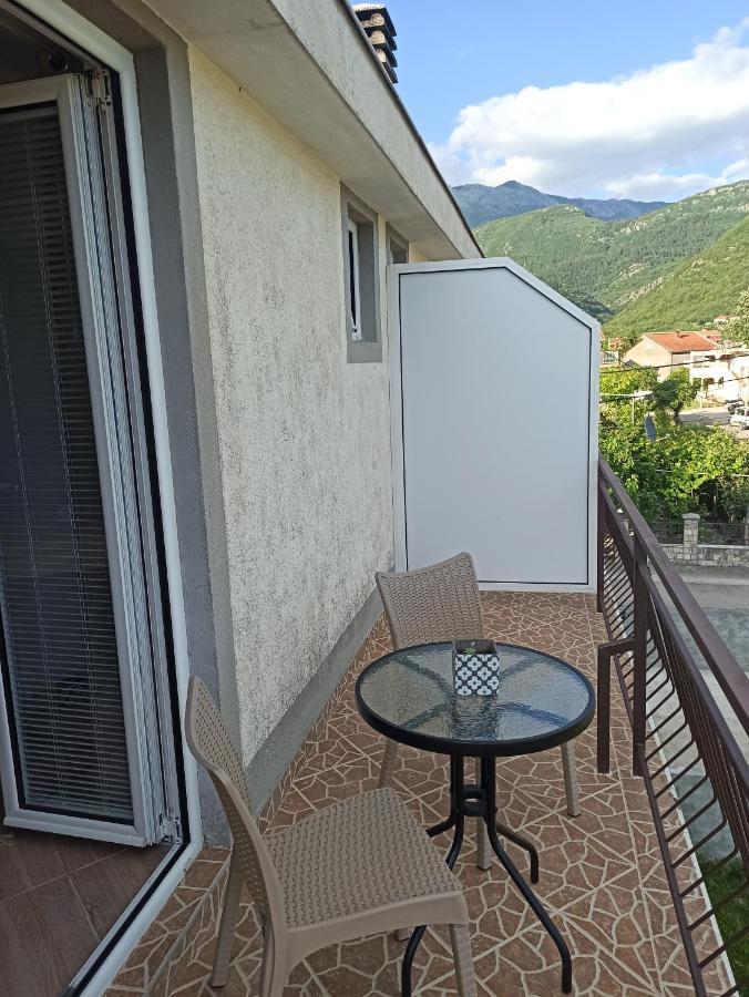Lastva Holliday Rooms Budva Exterior photo